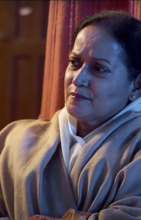 A woman in a Vyapar community campaign
